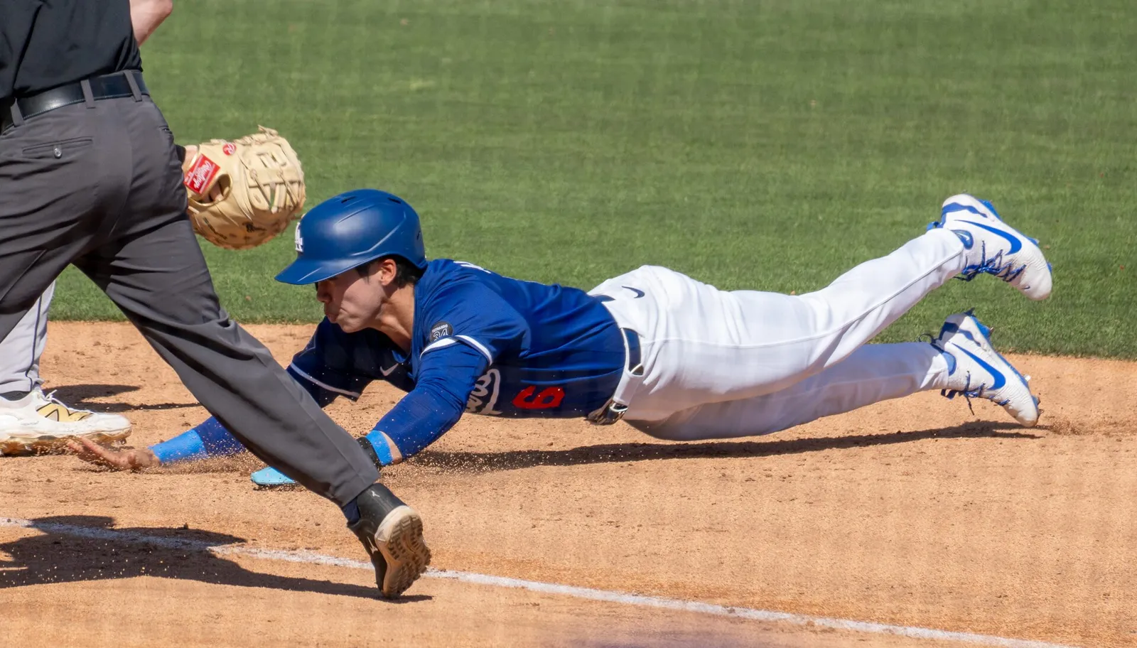 "First appearance only in the bottom of the 9th"...Kim Hye-sung advances to Dodgers' NLCS, Kim Ha-seong eliminated while injured