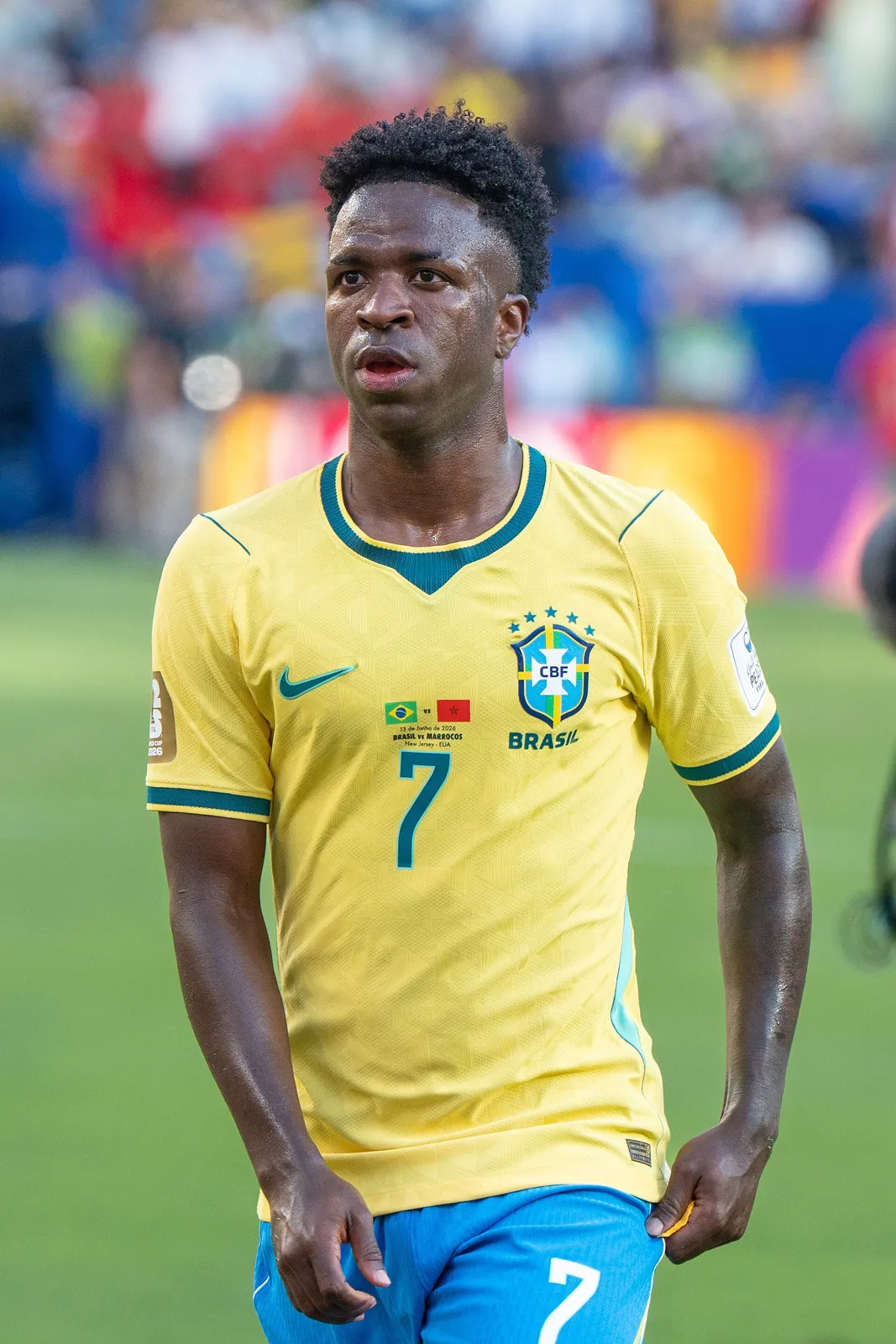 Vinícius suspended for 4 matches, with 2 added for hair-pulling and 2 for protesting; misses El Clásico